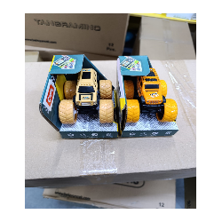 ARAZİ ARACI BÜYÜK TEKERLEKLİ